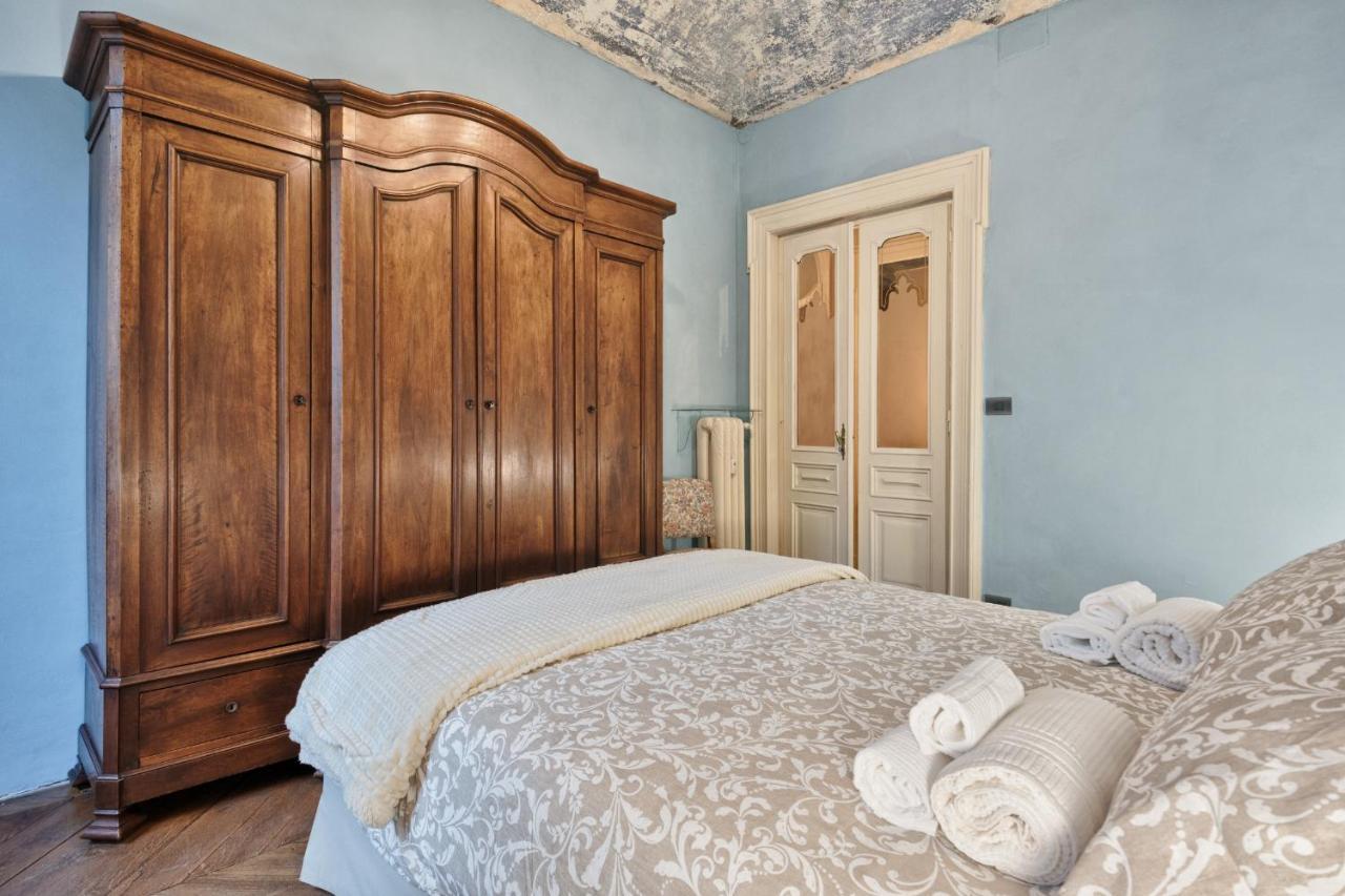 Acadamis -Il Rifugio Dei Mercanti- Piazza Castello Turin Bagian luar foto